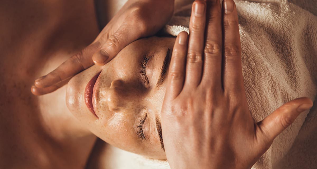 Moment de bien-être et relaxation dans un salon de massage