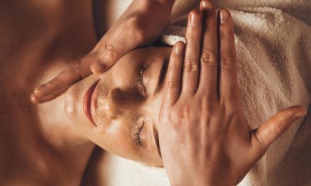 Moment de bien-être et relaxation dans un salon de massage